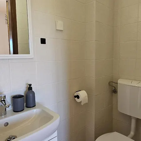 Sandra Prpic Konukevi 4*